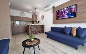 Q Apart Enter- 2 pokojowy klimatyzowany apartament przy Manufakturze z garażem Gratis, FV